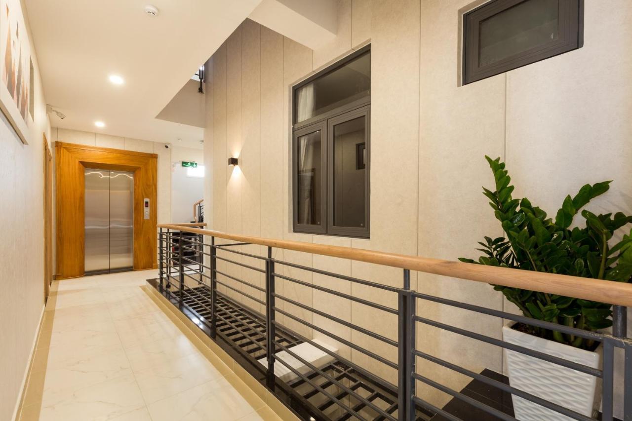 Hotel Yours Studio Airport Thành Pho Ho Chí Minh Esterno foto