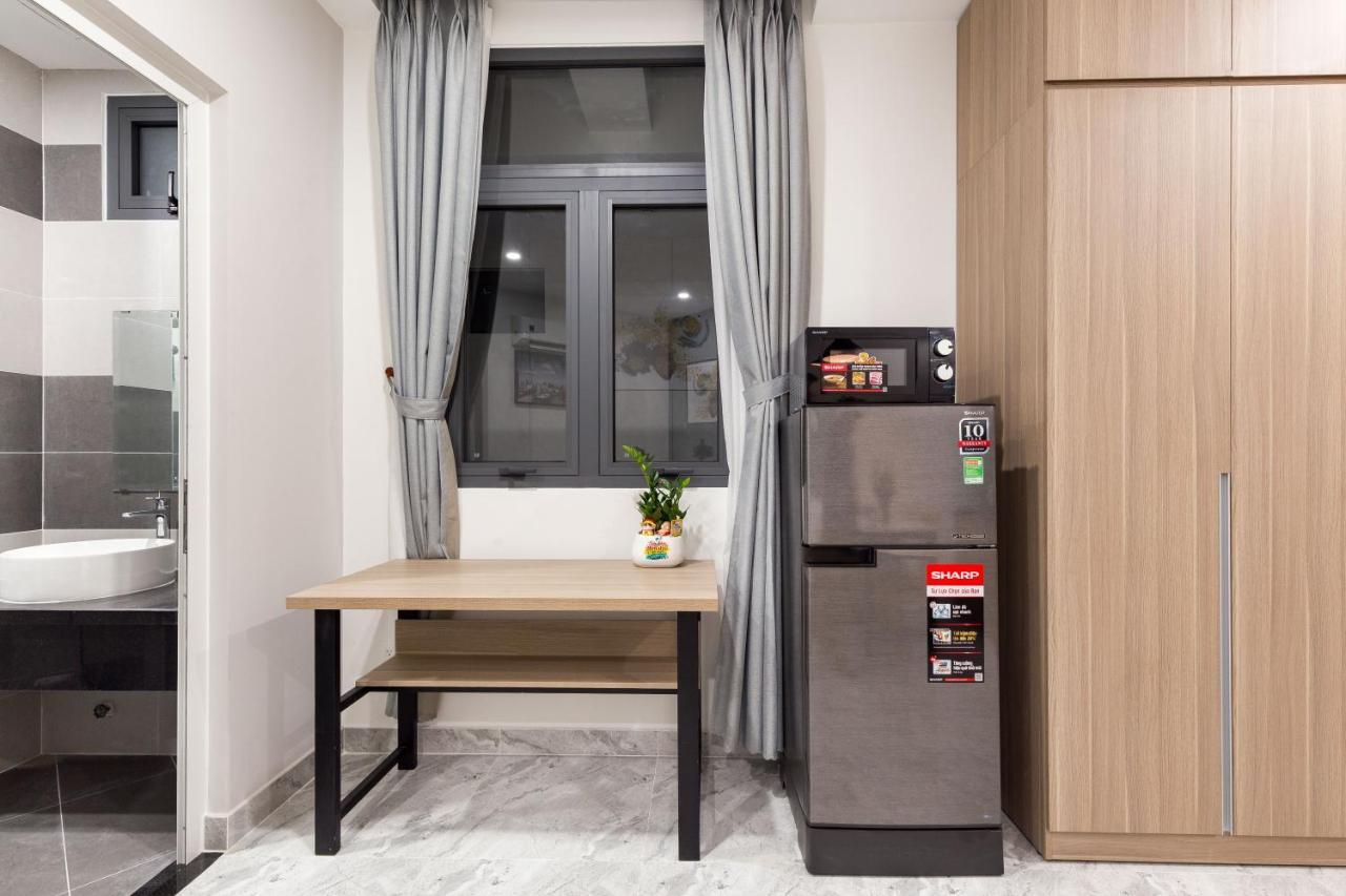 Hotel Yours Studio Airport Thành Pho Ho Chí Minh Esterno foto